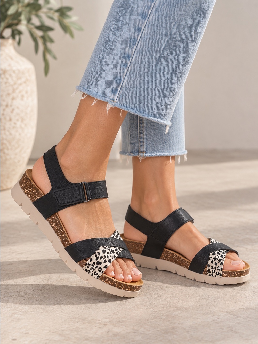 Plakton Camellia Platform Leather Sandals – Black Pony Print / Black Sz 9